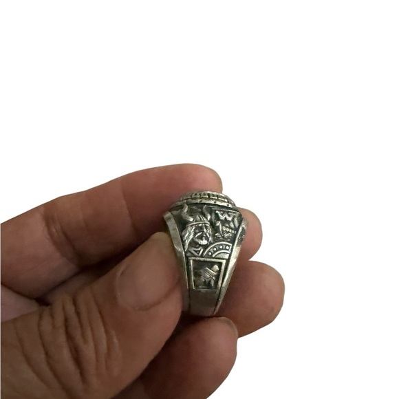 Woodbridge senior high virgins 1981 vintage ring - Picture 5 of 9
